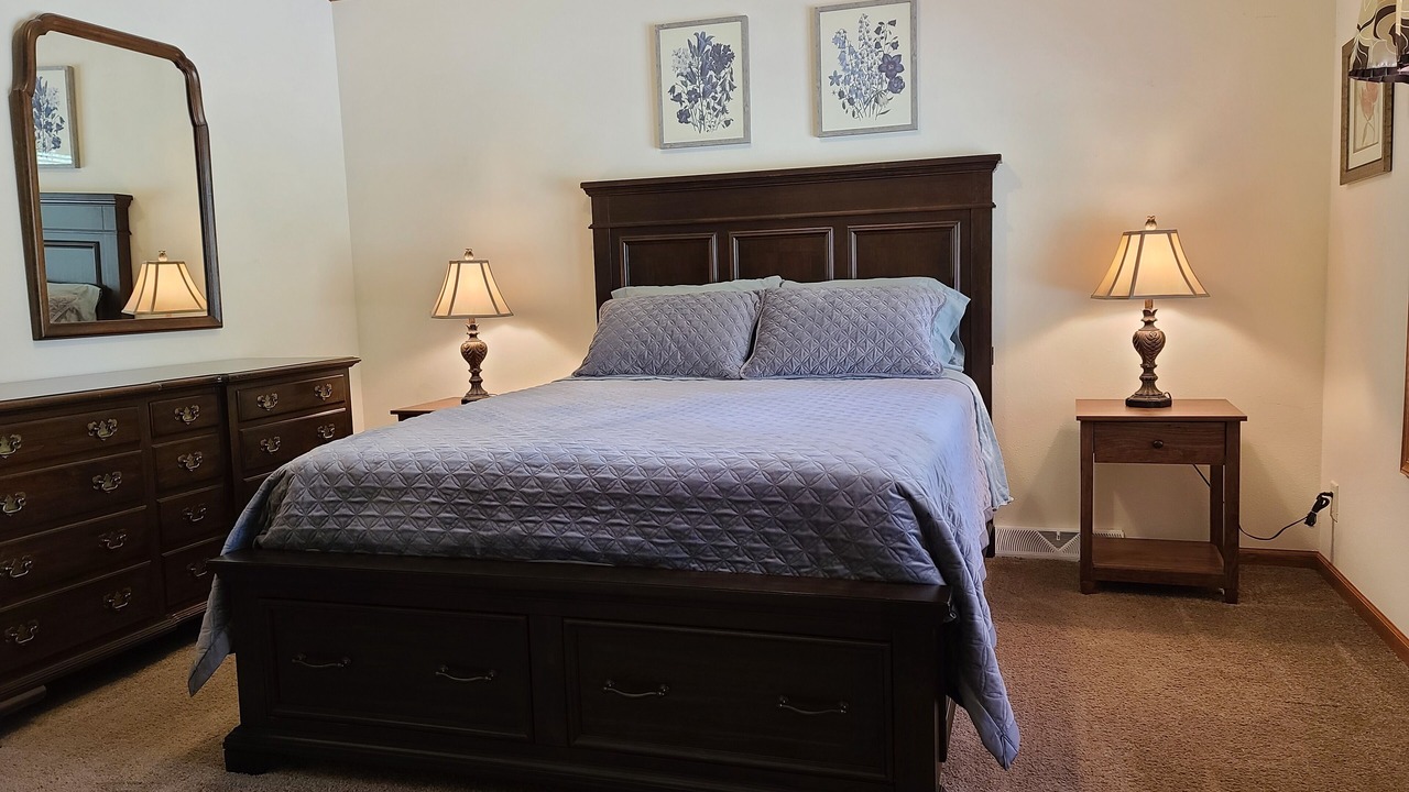Photo of Bedroom in Springville