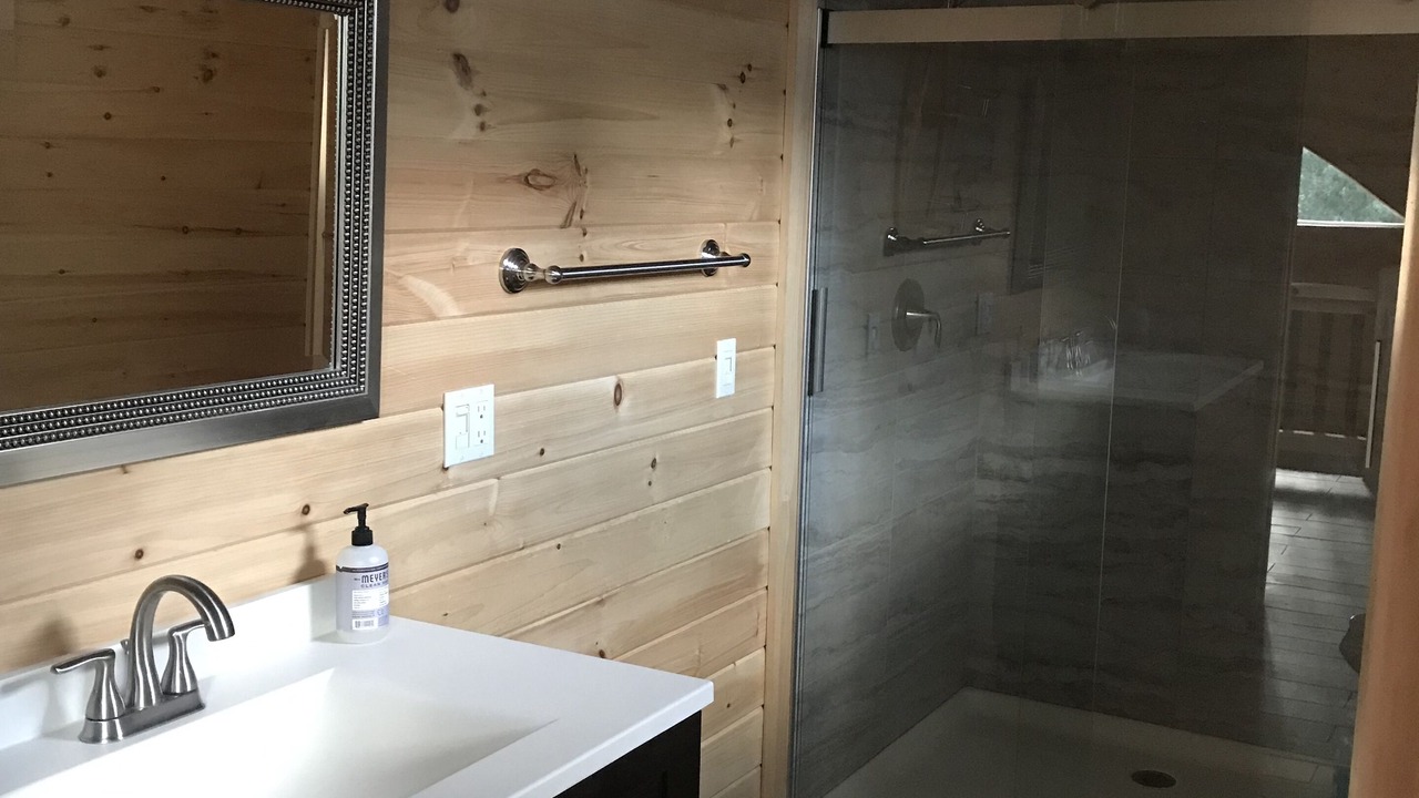 Photo of Bathroom in Adirondack