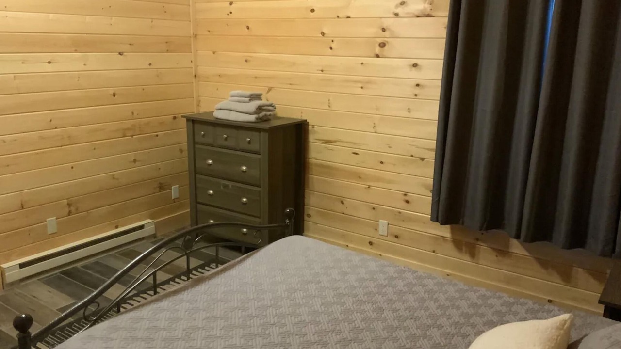 Photo of Bedroom in Adirondack