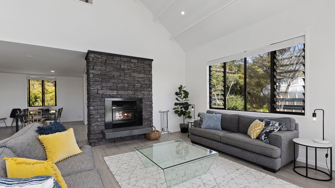 Photo of Livingroom in Langs Beach