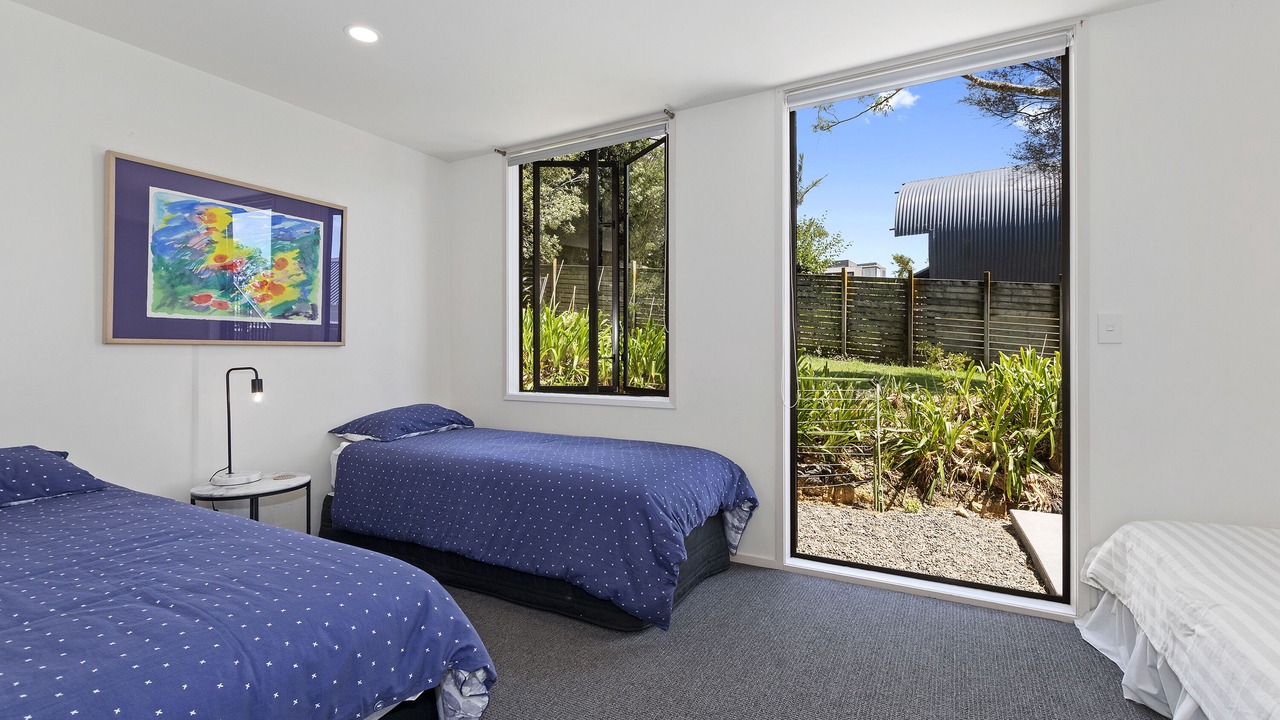 Photo of Bedroom in Langs Beach