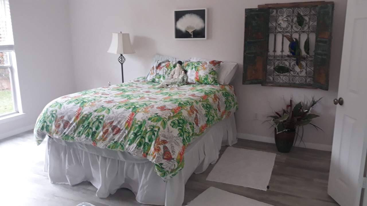 Photo of Bedroom in El Lago