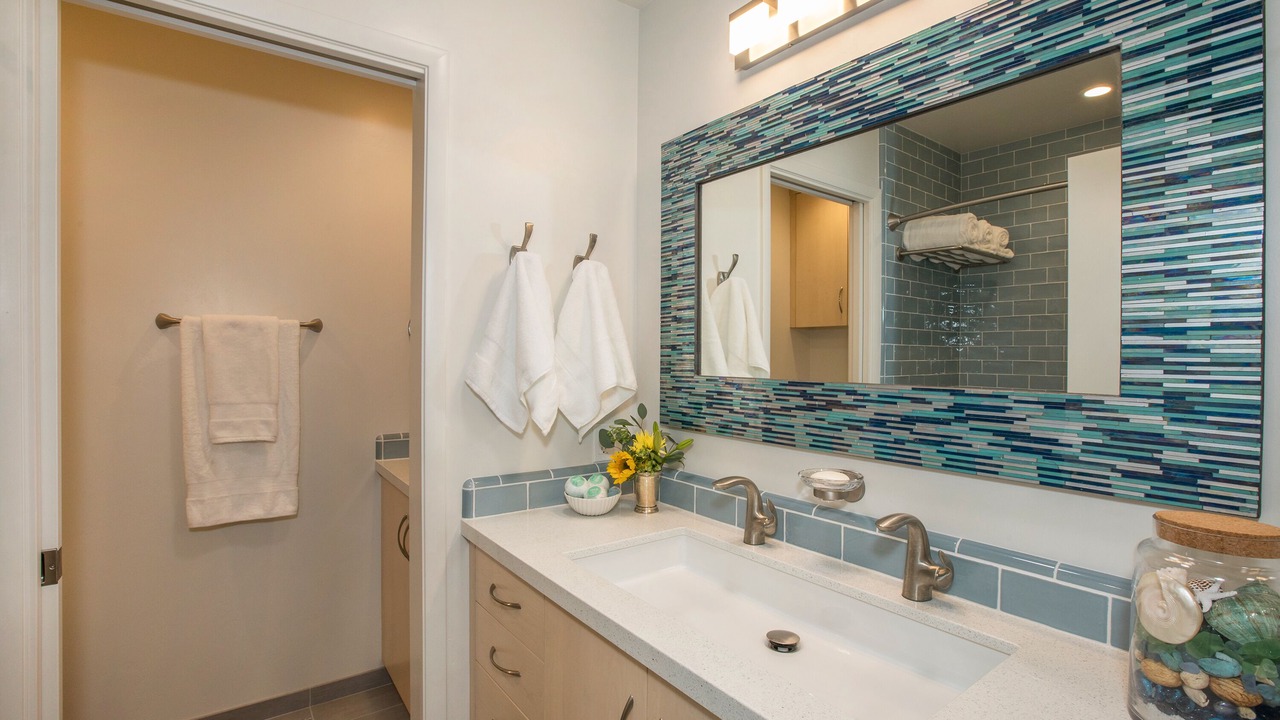 Photo of Bathroom in Alta Mesa