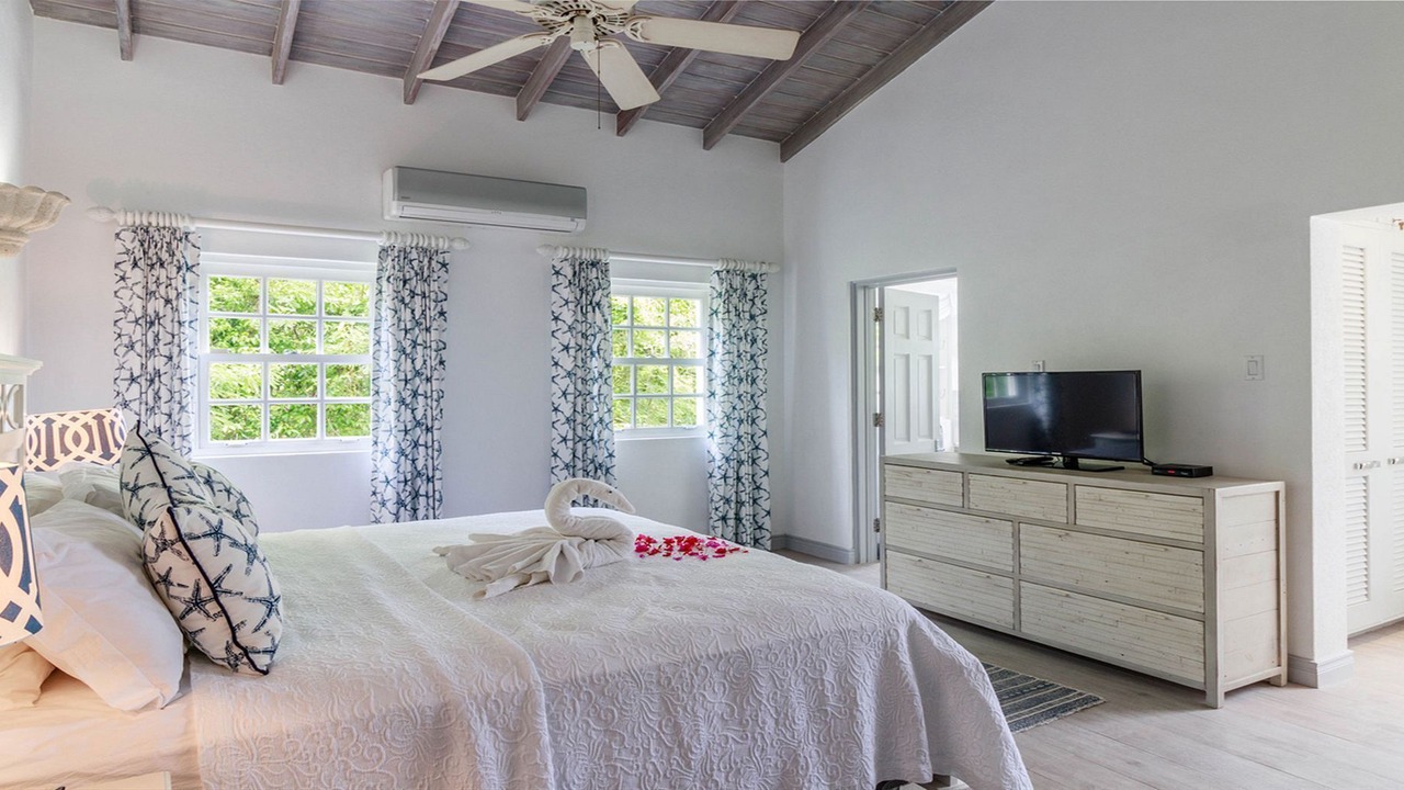 Photo of Bedroom in Merlin Bay