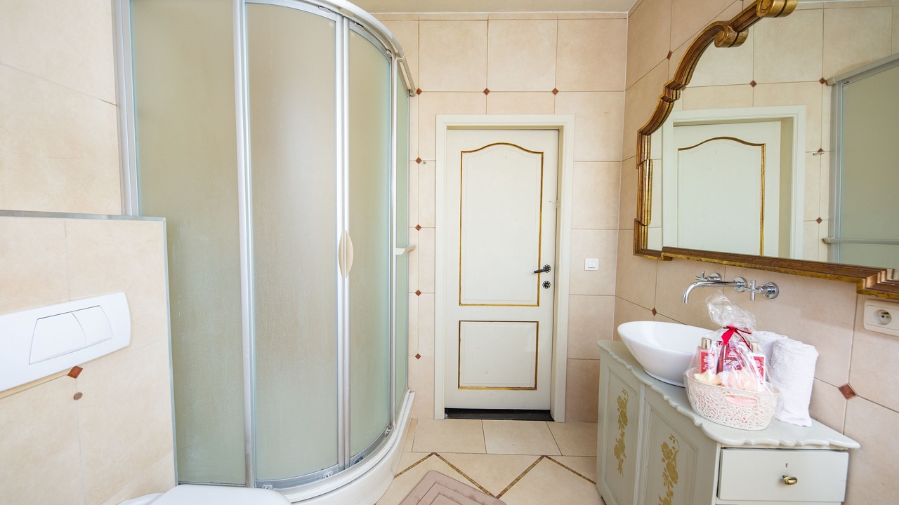 Photo of Bathroom in University District