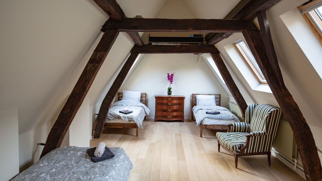 Photo of Bedroom in University District