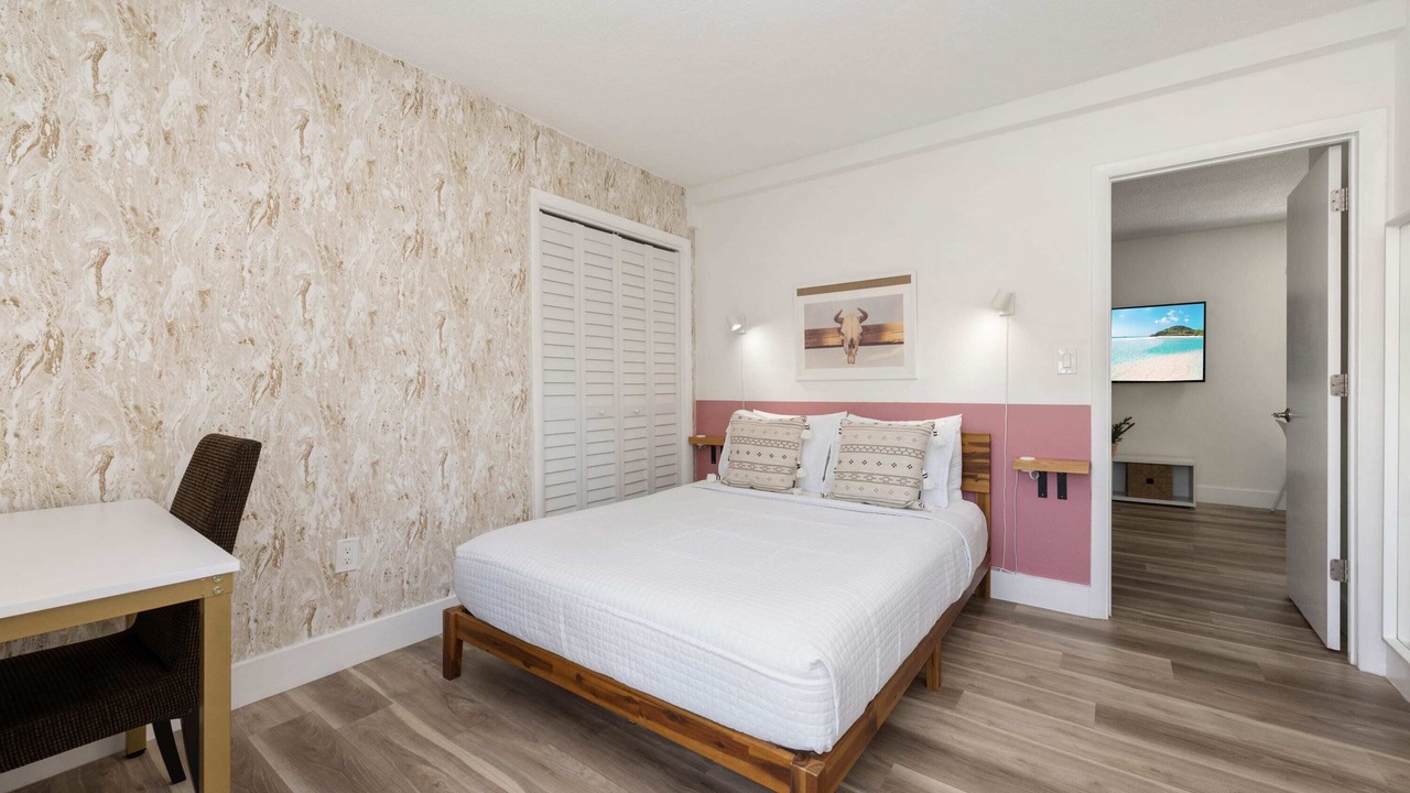 Photo of Bedroom in The Roads