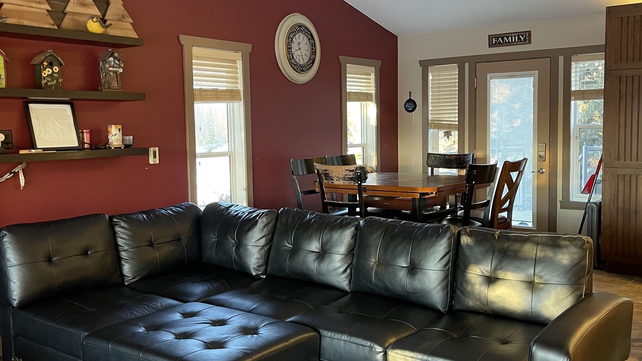 Photo of Livingroom in Markerville