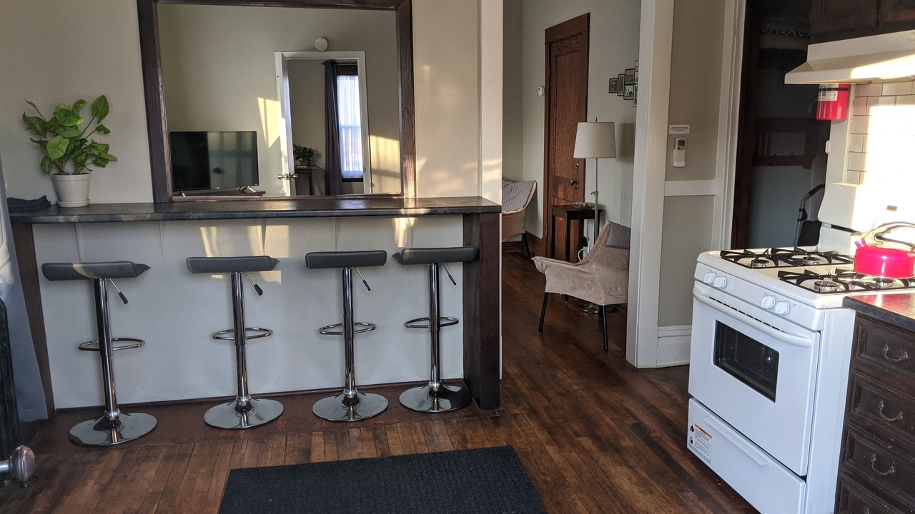 Photo of Kitchen in Lyn-Lake