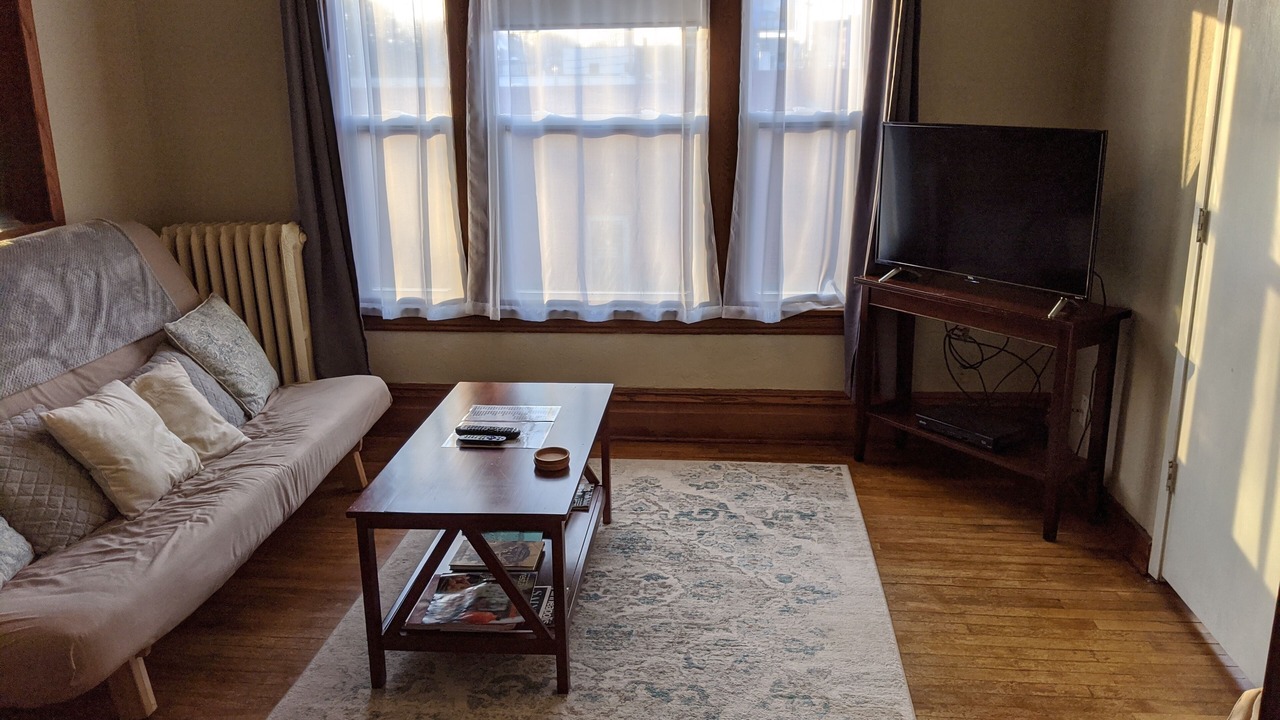 Photo of Livingroom in Lyn-Lake