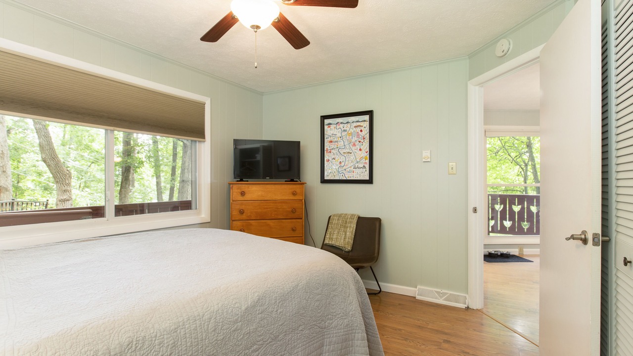 Photo of Bedroom in Kenilworth