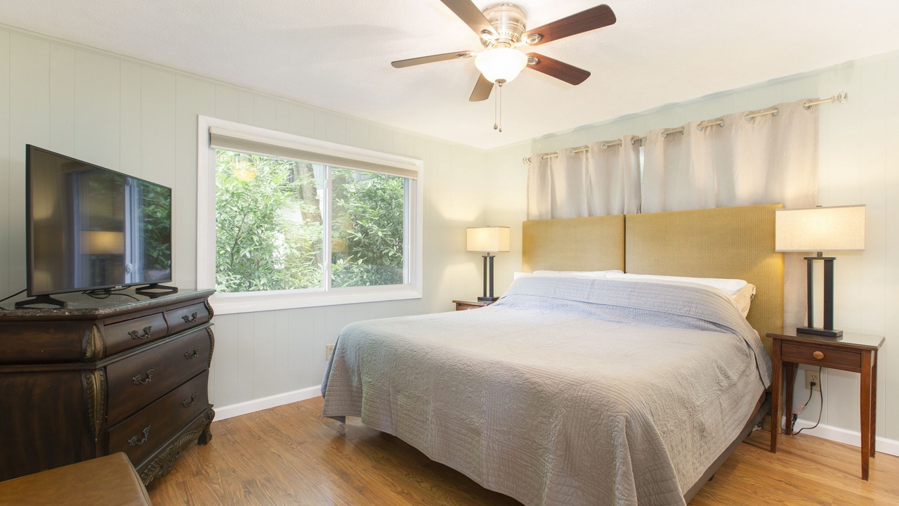 Photo of Bedroom in Kenilworth