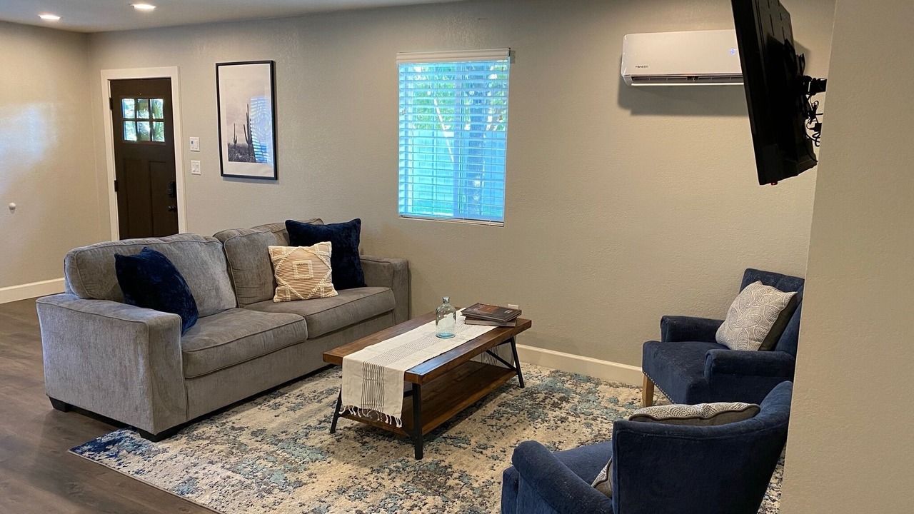 Photo of Livingroom in Lehi
