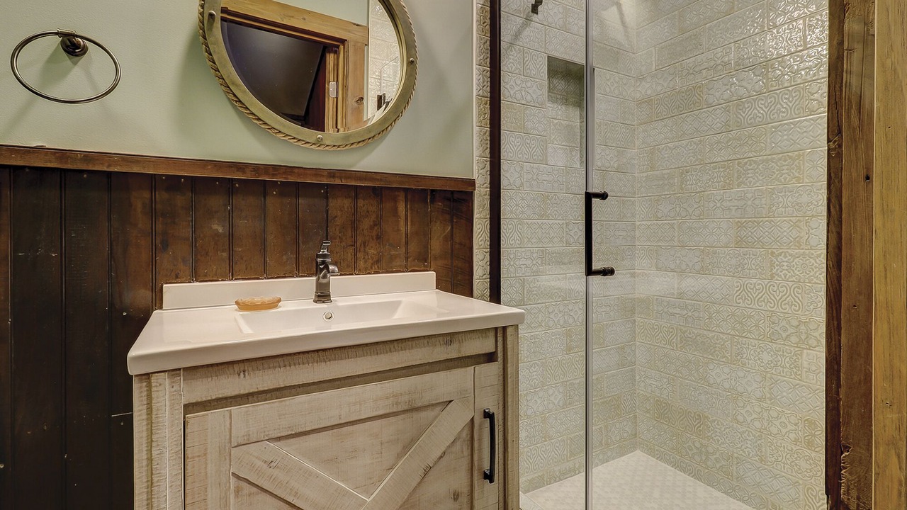Photo of Bathroom in Oceanside