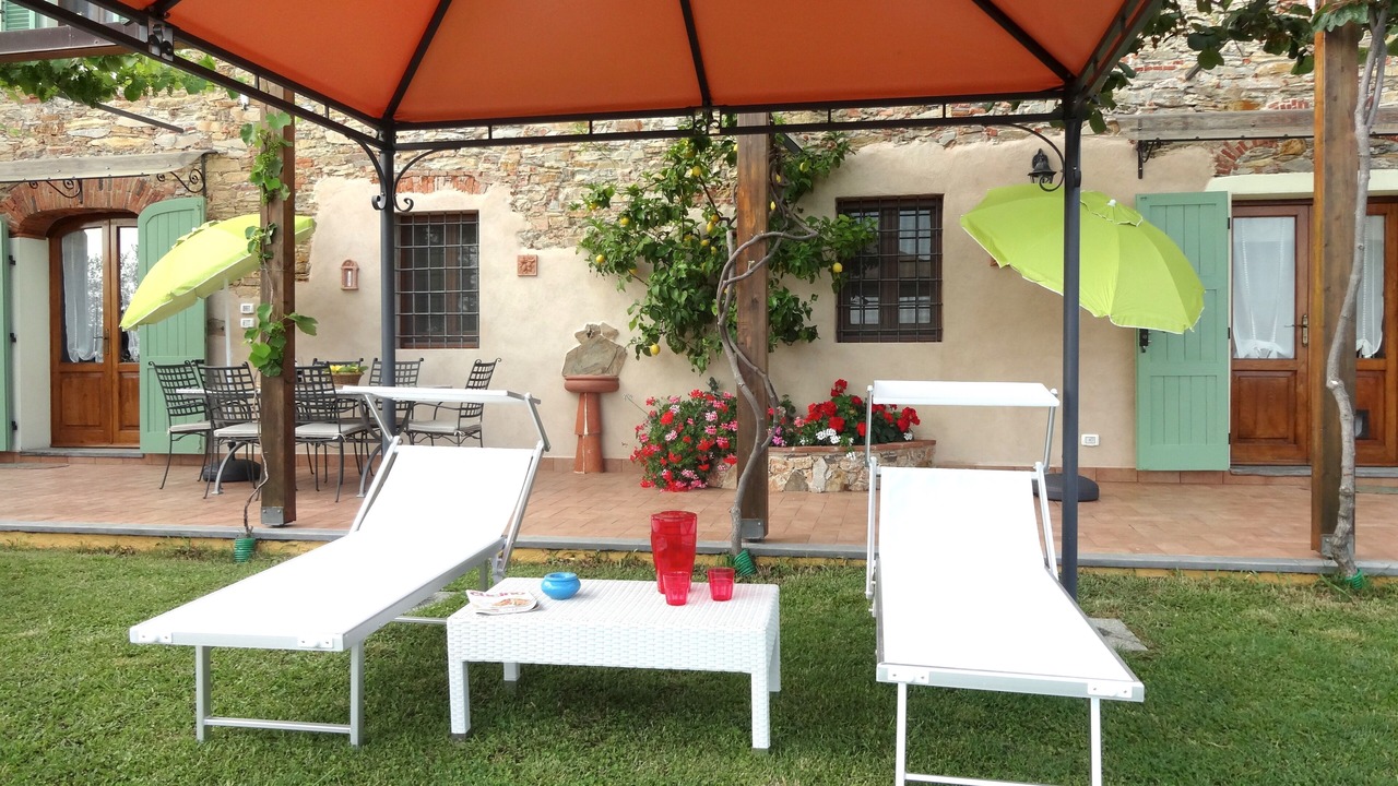 Photo of Patio Balcony in Massarosa