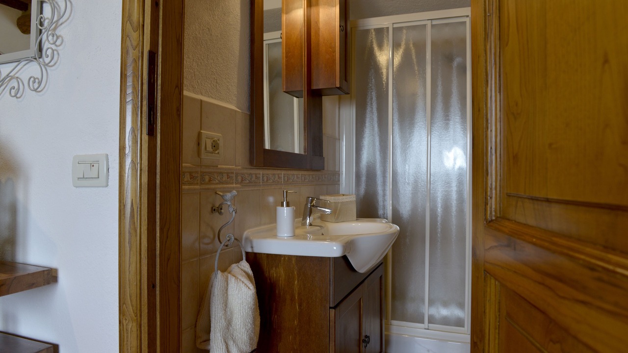 Photo of Bathroom in Massarosa
