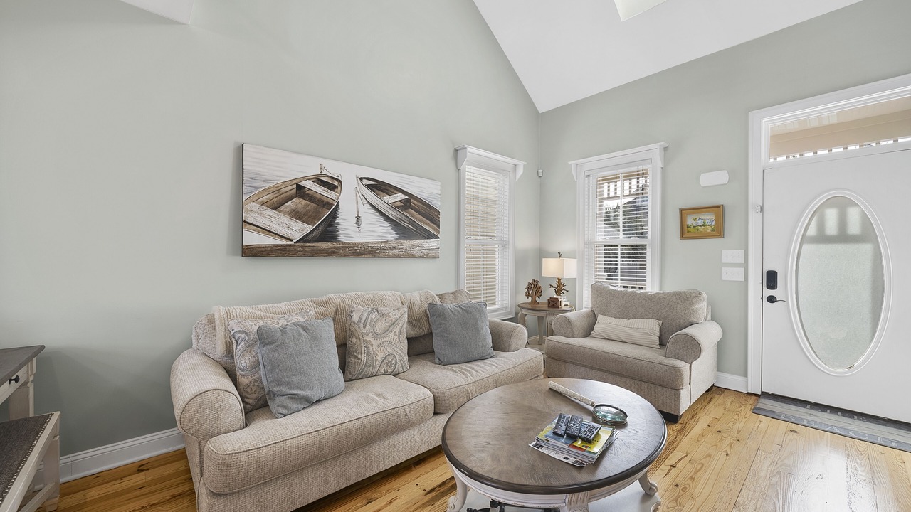 Photo of Bedroom in Atlantic Beach