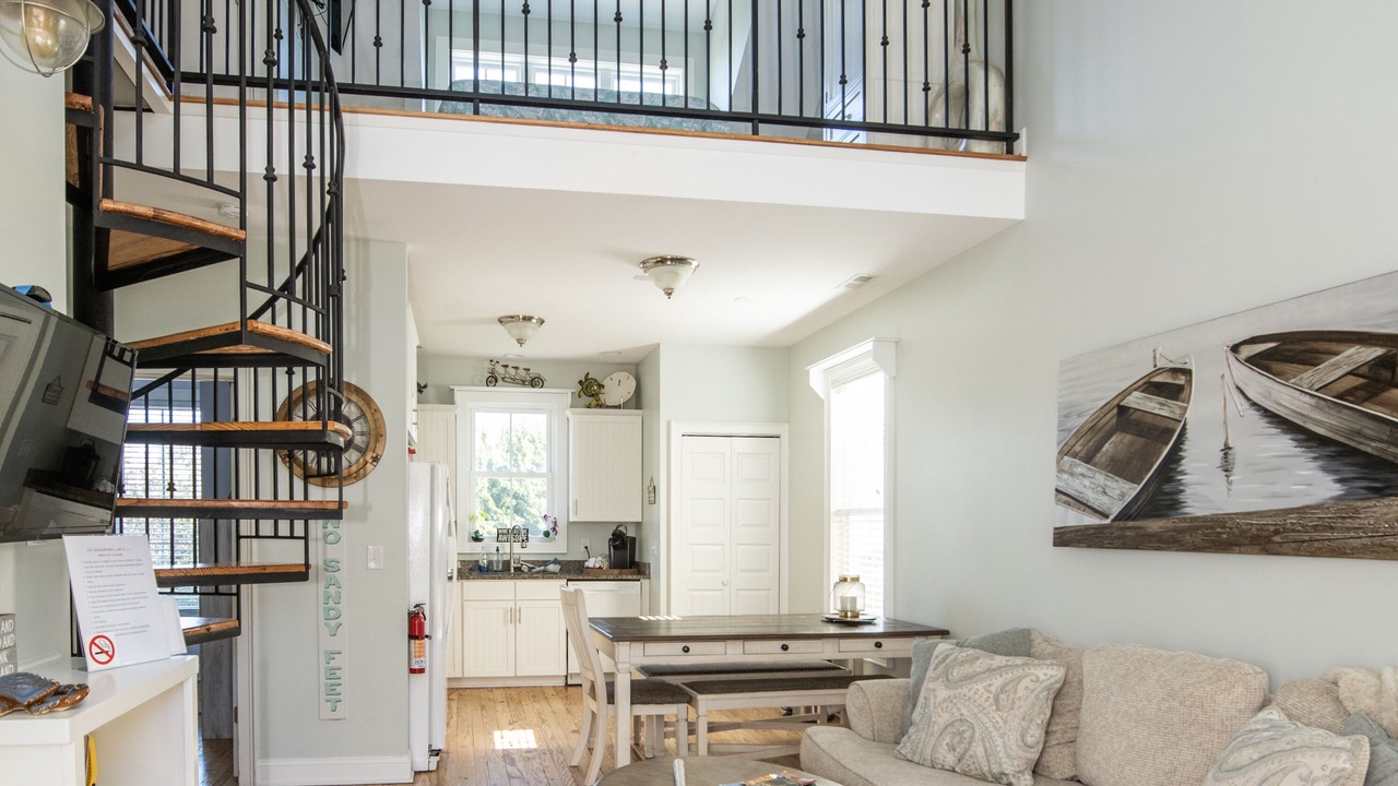 Photo of Livingroom in Atlantic Beach