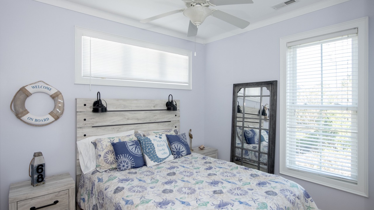 Photo of Bedroom in Atlantic Beach