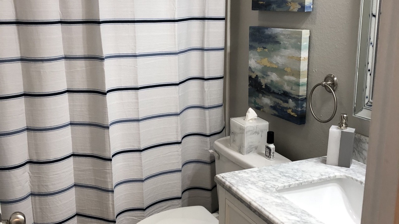 Photo of Bathroom in Rockwell