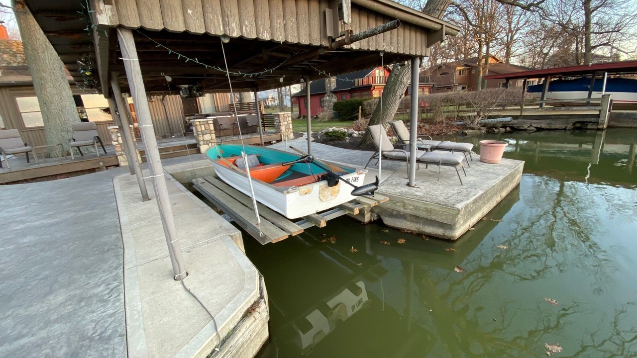 Photo of Outdoor in Lakeview