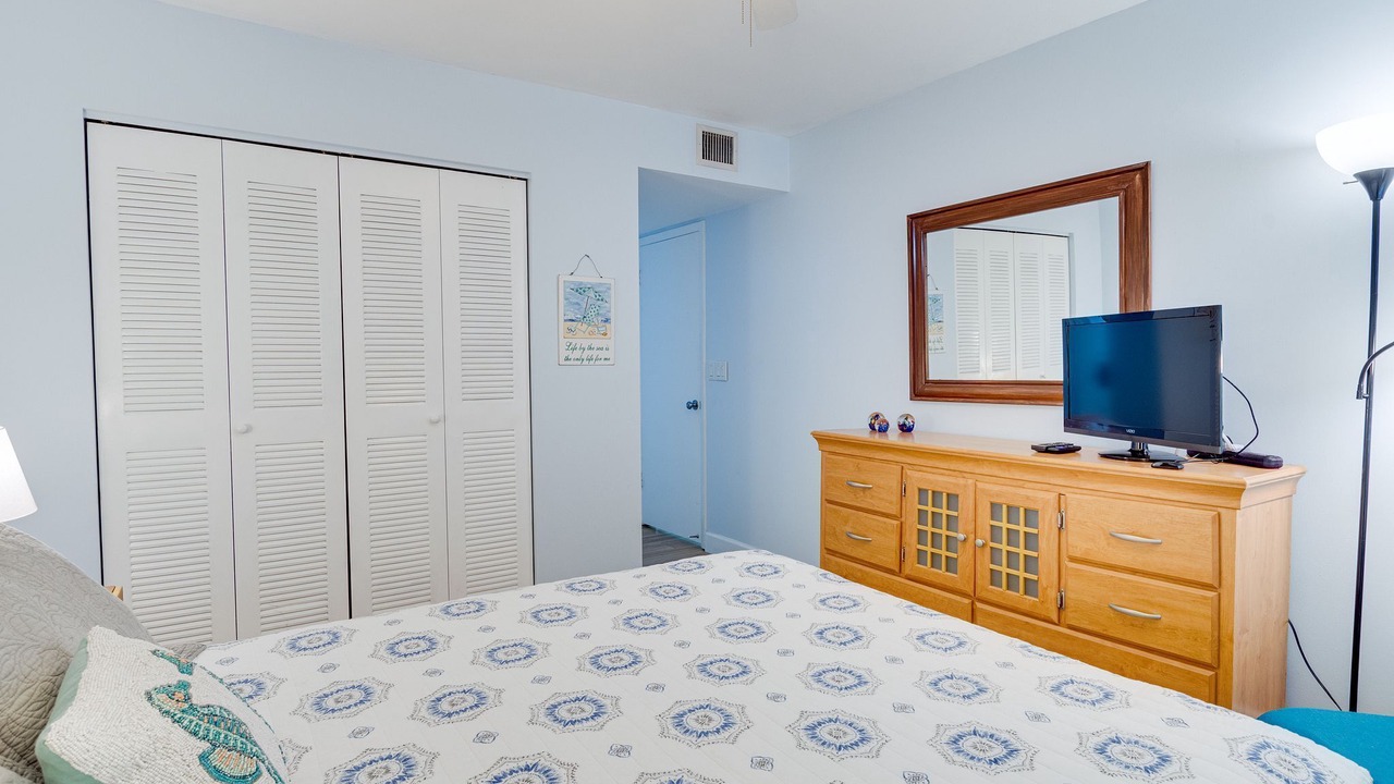 Photo of Bedroom in Saint Augustine Shores