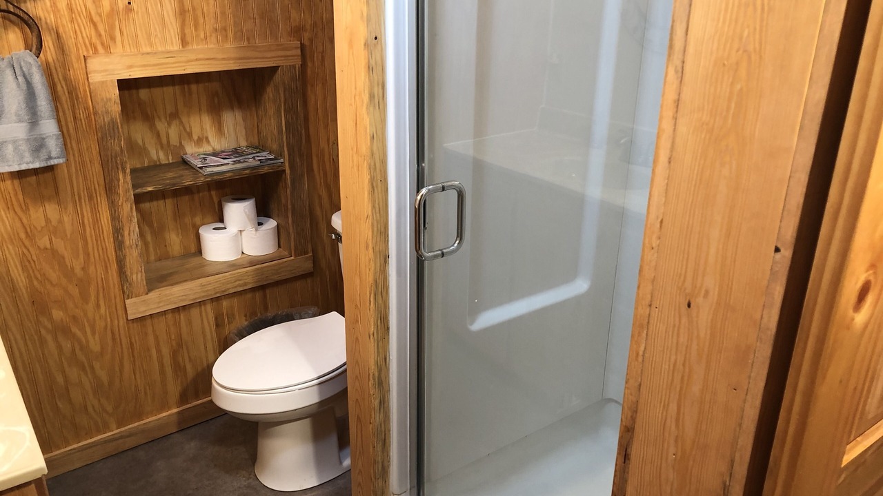 Photo of Bathroom in Parthenon