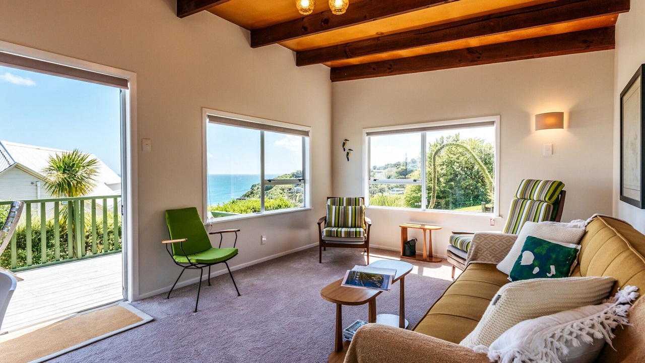 Photo of Livingroom in Oneroa