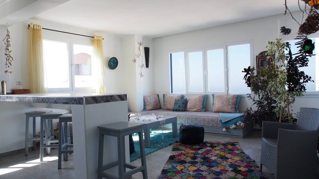 Photo of Livingroom in Tamrhakht
