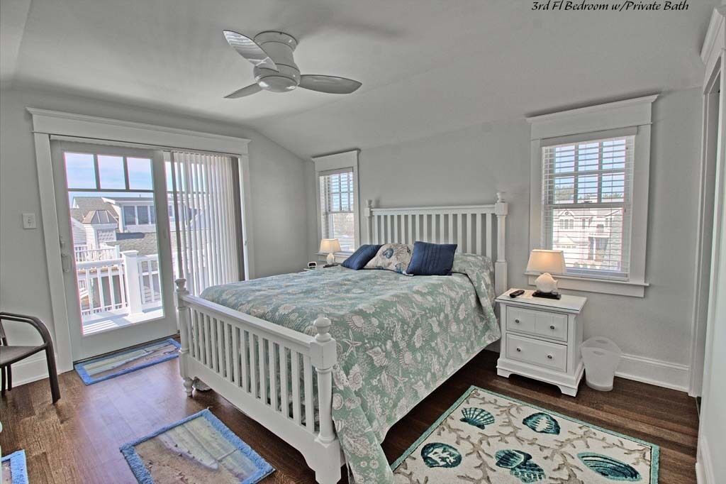 Photo of Bedroom in Avalon