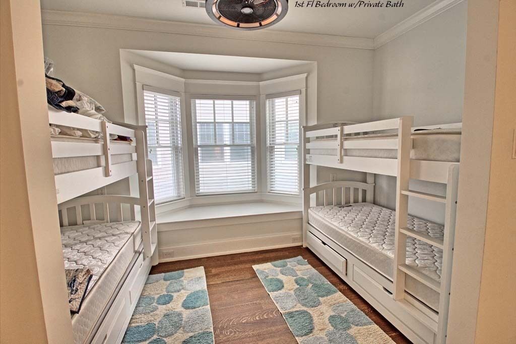 Photo of Bedroom in Avalon