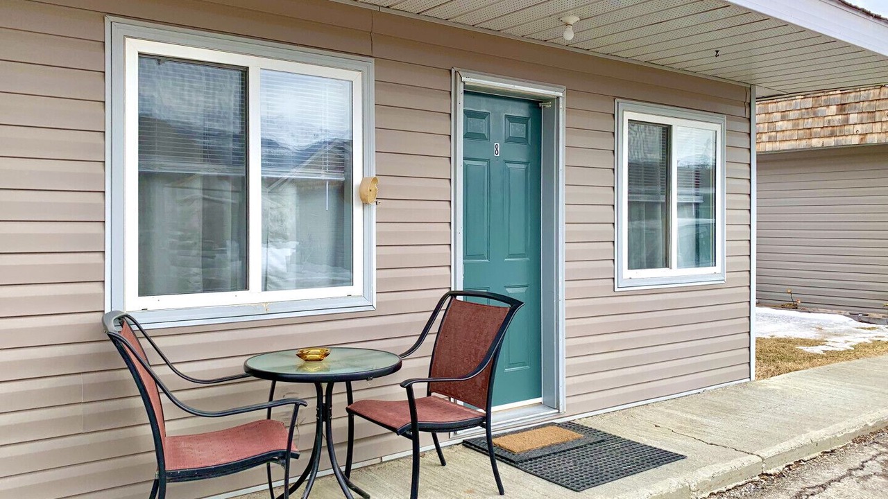 Photo of Outdoor in Golden