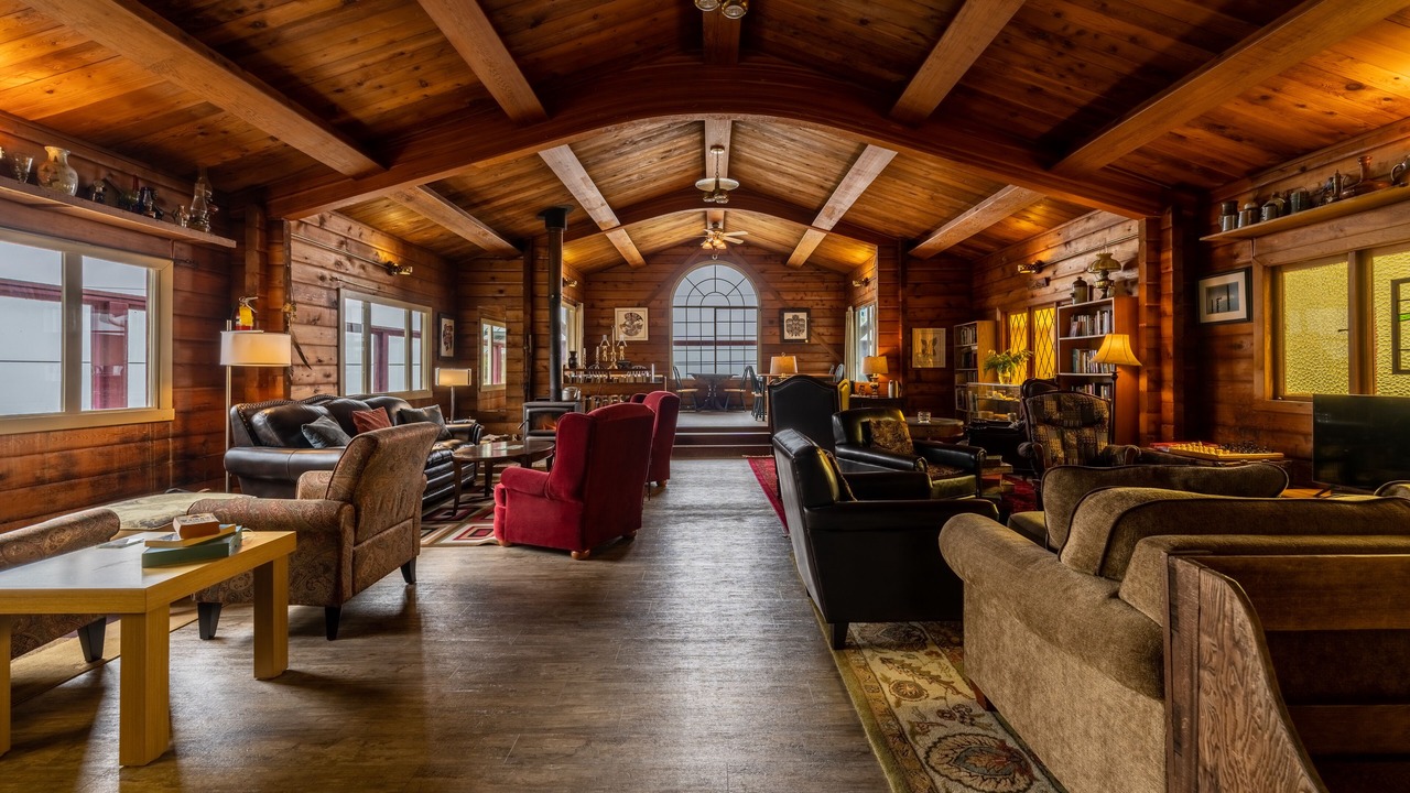 Photo of Bedroom in Alert Bay