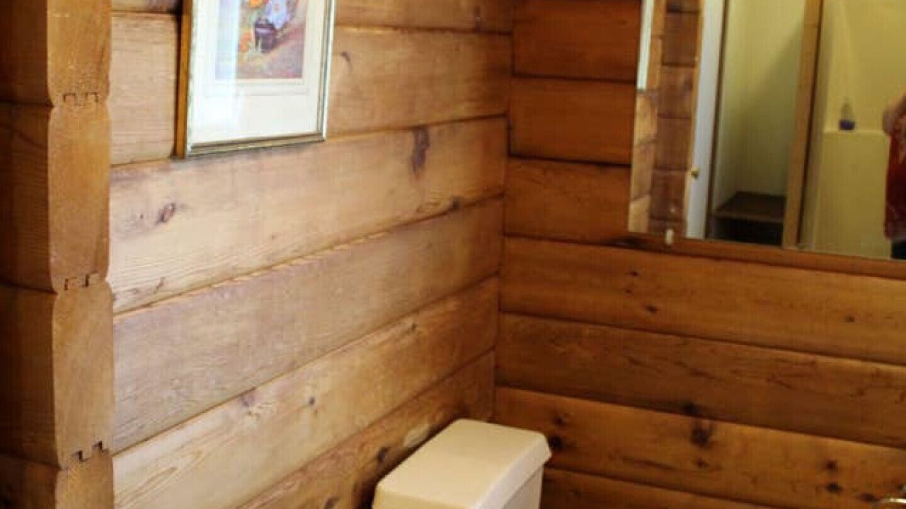 Photo of Bathroom in Alert Bay