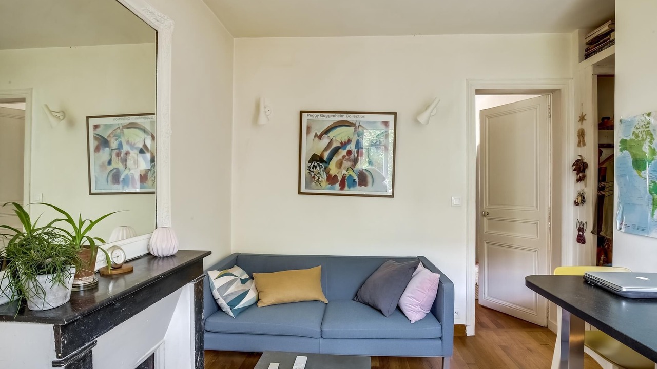 Photo of Livingroom in 7th Arrondissement