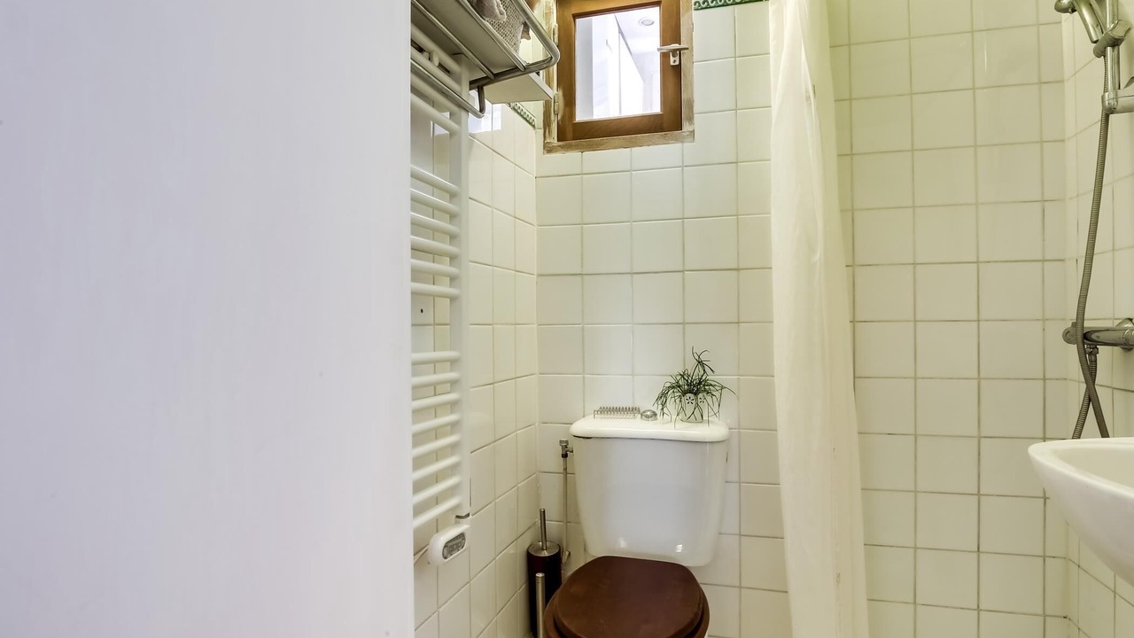 Photo of Bathroom in 7th Arrondissement