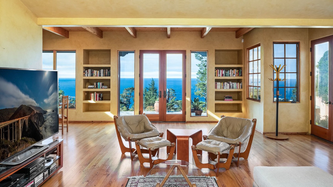 Photo of Bedroom in Carmel Highlands