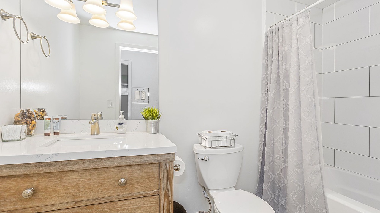 Photo of Bathroom in Silver Lake