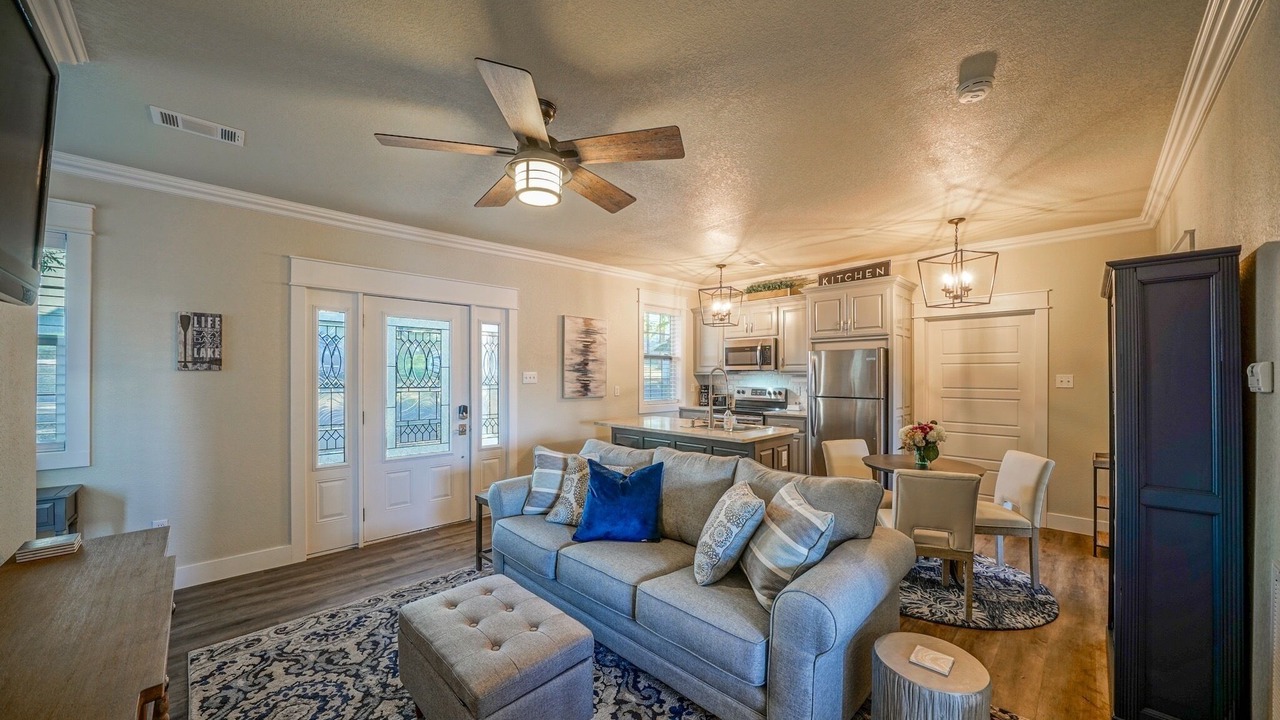 Photo of Livingroom in Lake Hamilton