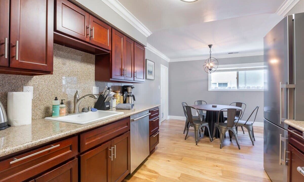 Photo of Kitchen in El Granada