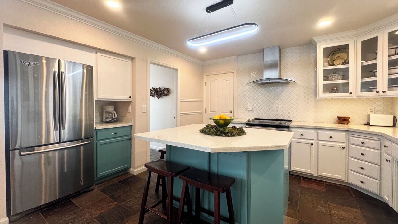 Photo of Kitchen in El Granada