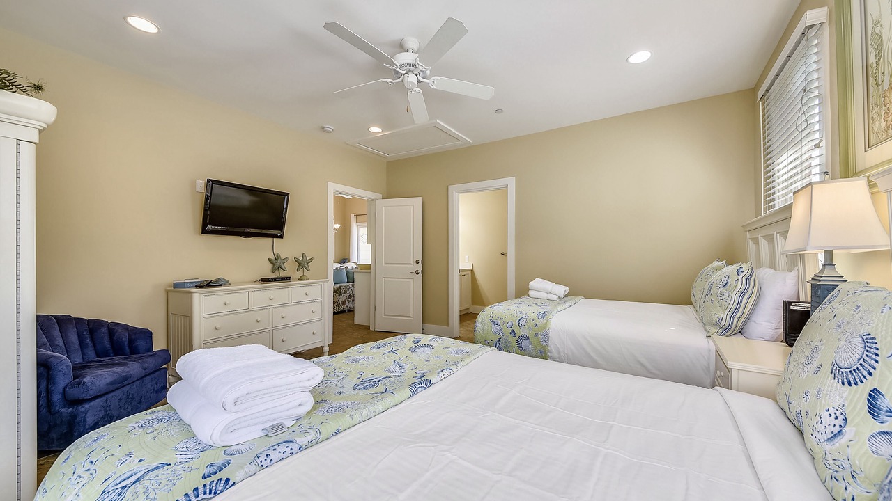 Photo of Bedroom in Melrose on the Beach