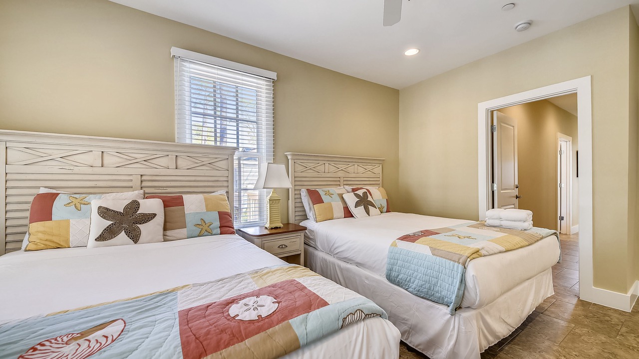 Photo of Bedroom in Melrose on the Beach