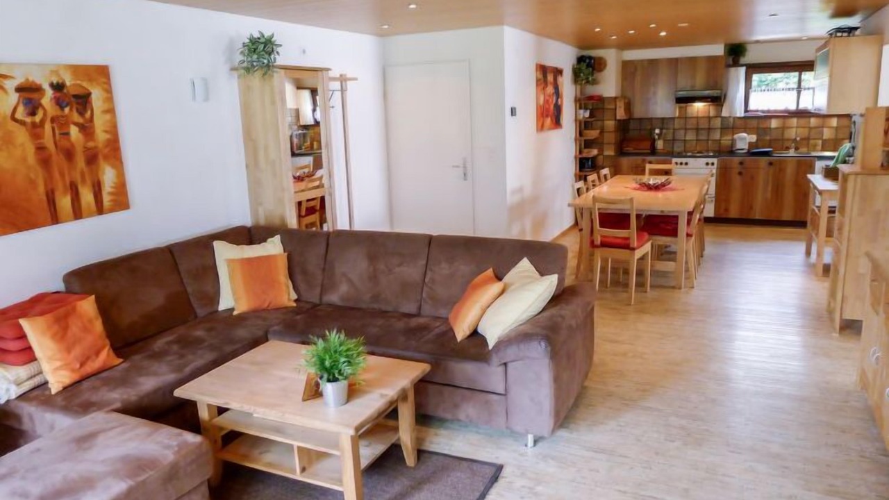 Photo of Livingroom in Surava