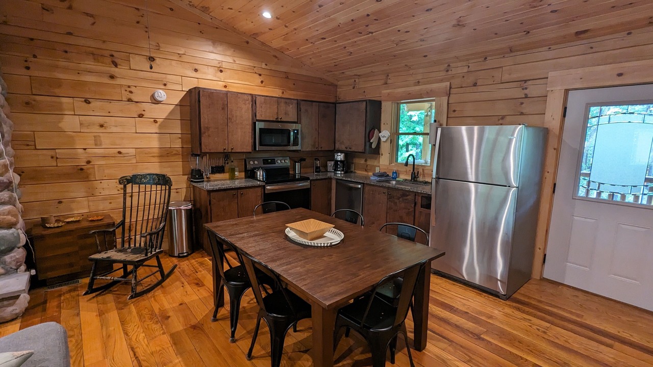 Photo of Bedroom in Laurelville