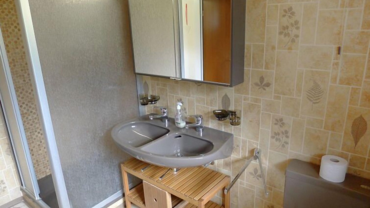 Photo of Bathroom in Surava