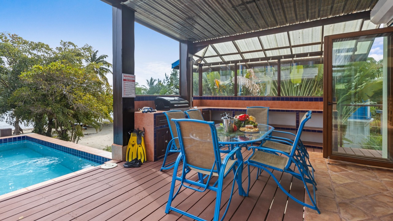 Photo of Outdoor in Caribbean Way