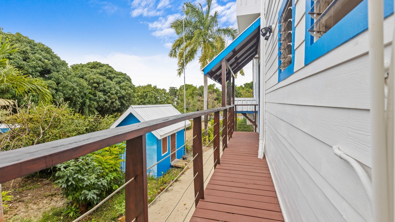 Photo of Outdoor in Caribbean Way