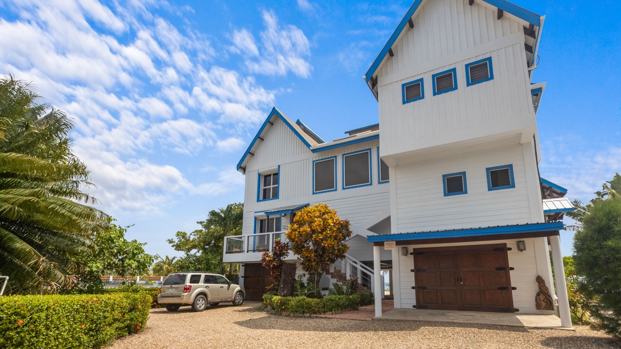 Photo of Outdoor in Caribbean Way