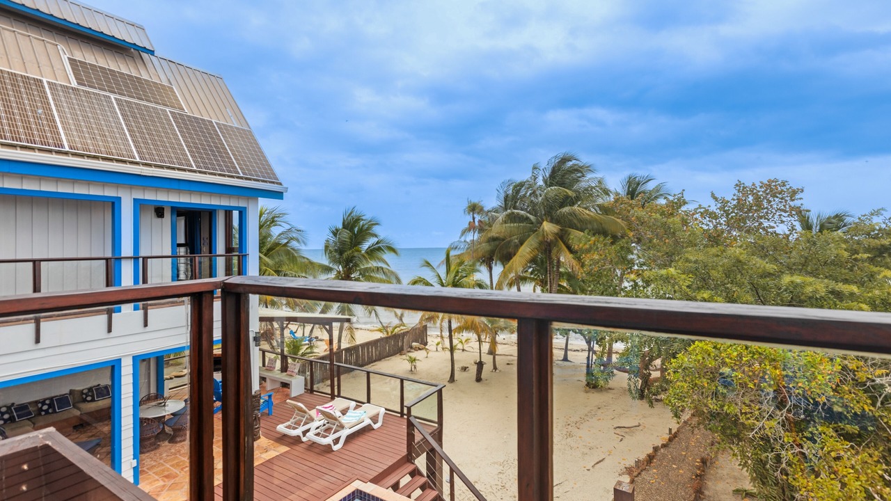 Photo of Outdoor in Caribbean Way